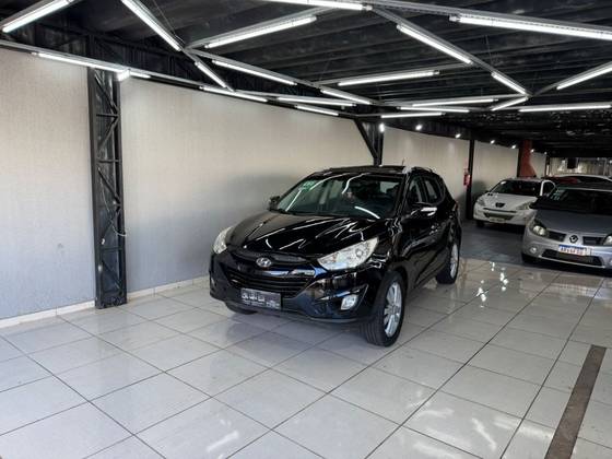 HYUNDAI IX35 2.0 MPI 4X2 16V GASOLINA 4P AUTOMÁTICO HYUNDAI IX35 2.0 MPI 4X2 16V GASOLINA 4P AUTOMÁTICO